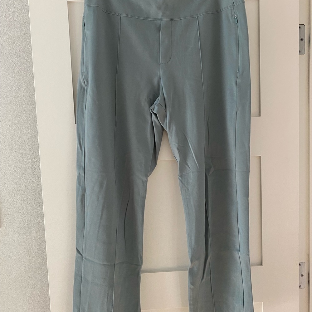 Athleta Women’s Light Slate Blue Performance Pants